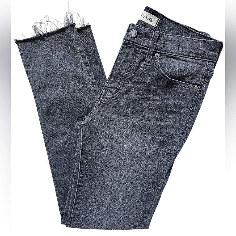 Madwell Black Distressed Jeans " 9" Mid-Rise Skinny" with raw hem, size 26P - Picture 3 of 11
